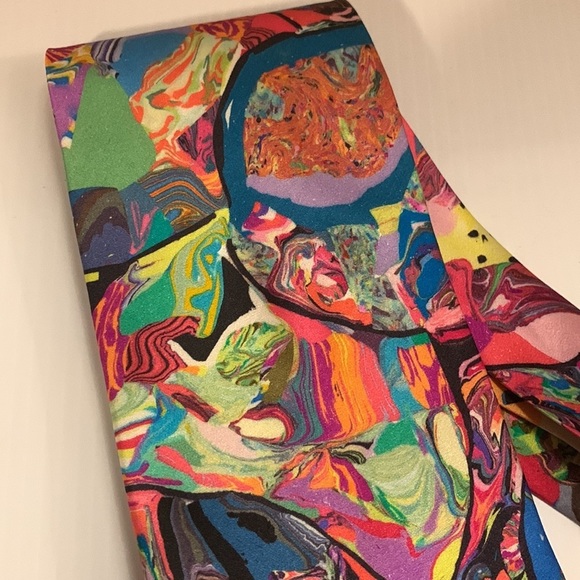 BACHRACH Silk Handmade Colorful Tie L 56” 4 1/4” W Appr - Picture 3 of 6